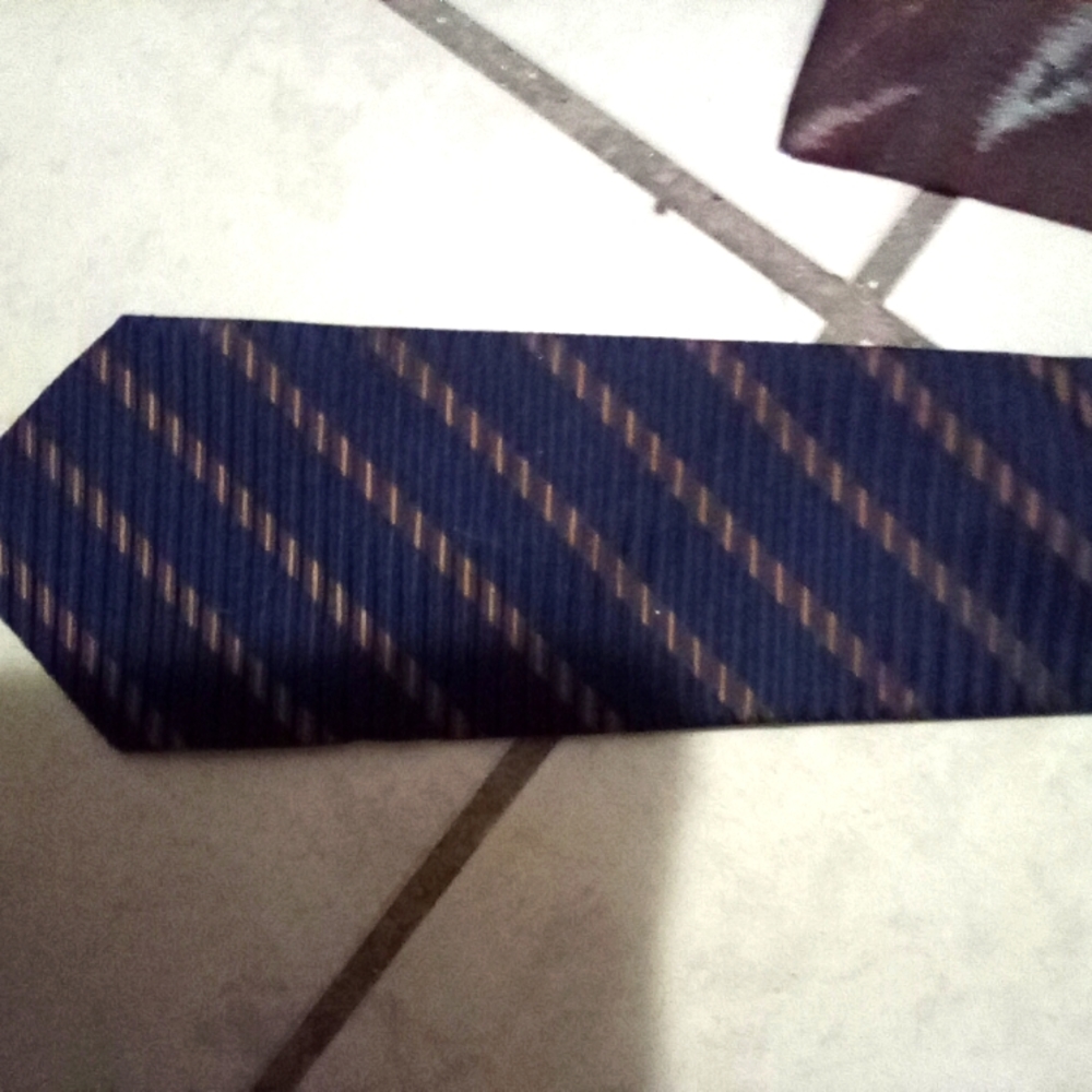 Nina ricci tie bundle